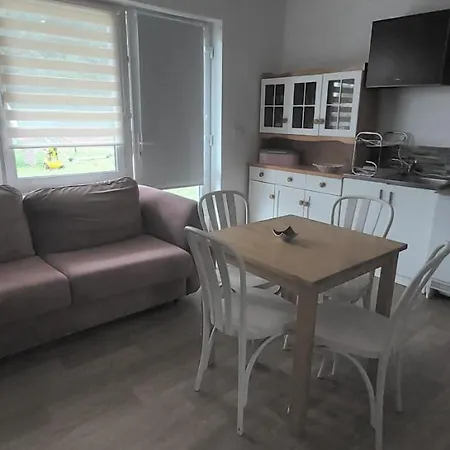 Apartmán Wieniotowo Przy Lesie I Plazy Ap Am Wald Und Ustronie Morskie